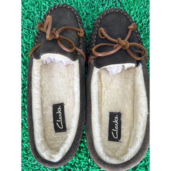 Clarks Adalyn Suede Moccasin Slippers Size 9M | Cozy‎ Faux Fur Lined Comfort - Picture 6 of 7